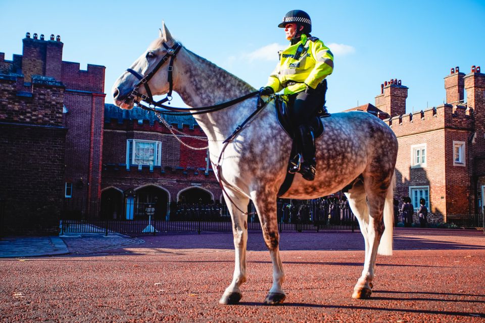 London: Royalty Walking Tour With Changing of the Guard - Tour Overview