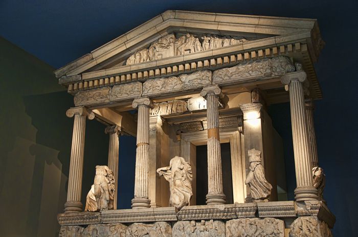 London: Tour Of The British Museum In Spanish Activity Details