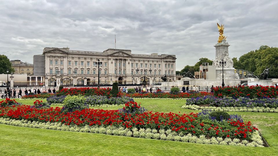 London: Tower of London Opening Ceremony & Westminster Tour - VIP Access to Tower of London