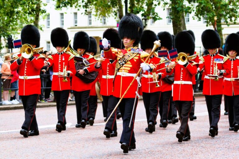 London: Westminster Abbey & Changing Of The Guard Tour Tour Description