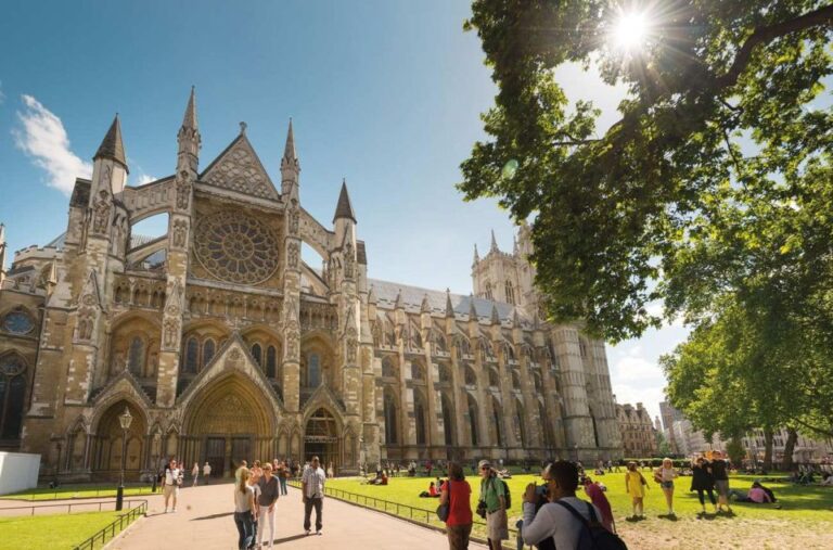 London: Westminster Abbey Ticket & Private Transfer Overview Of Westminster Abbey