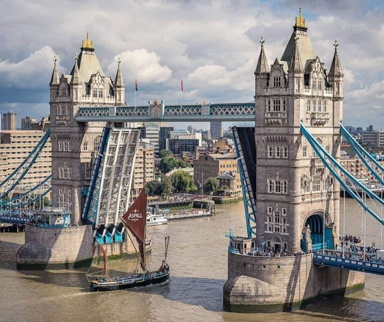 London: Westminster Walking Tour & Visit Tower Bridge Tour Details