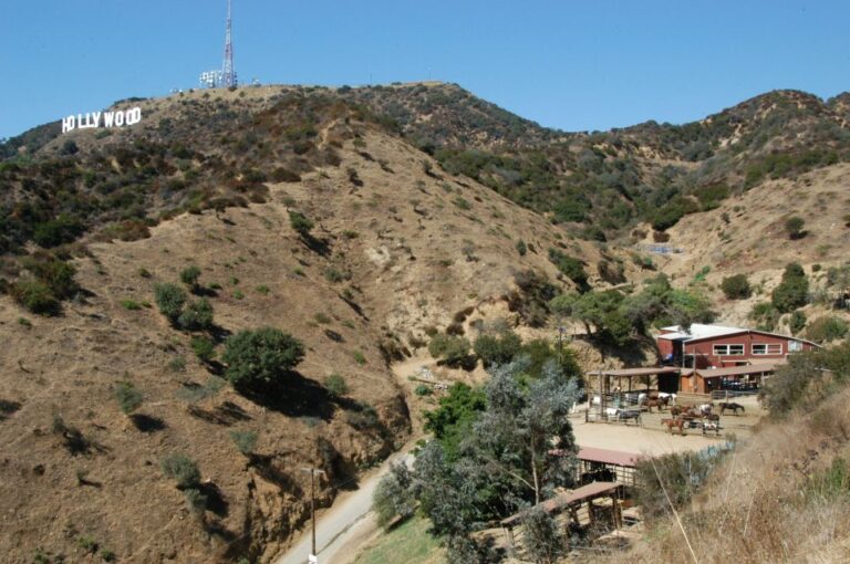 Los Angeles: Mulholland Trail Horseback Riding Tour Tour Inclusions