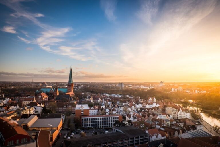 Lübeck: Old Town Highlights Private Walking Tour Tour Overview