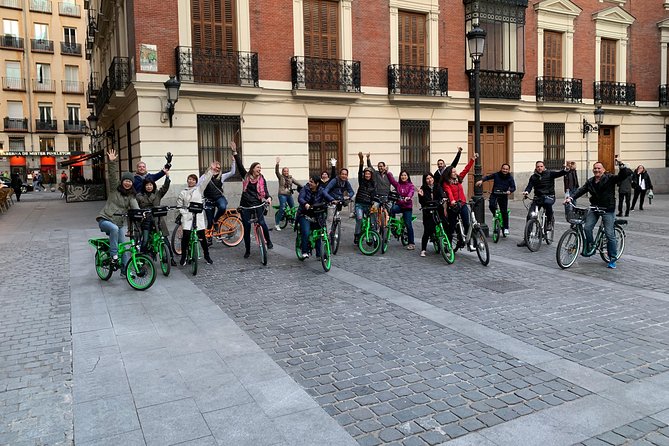 Madrid Parks Bike Or E Bike Tour: Riverside & Casa De Campo Inclusions