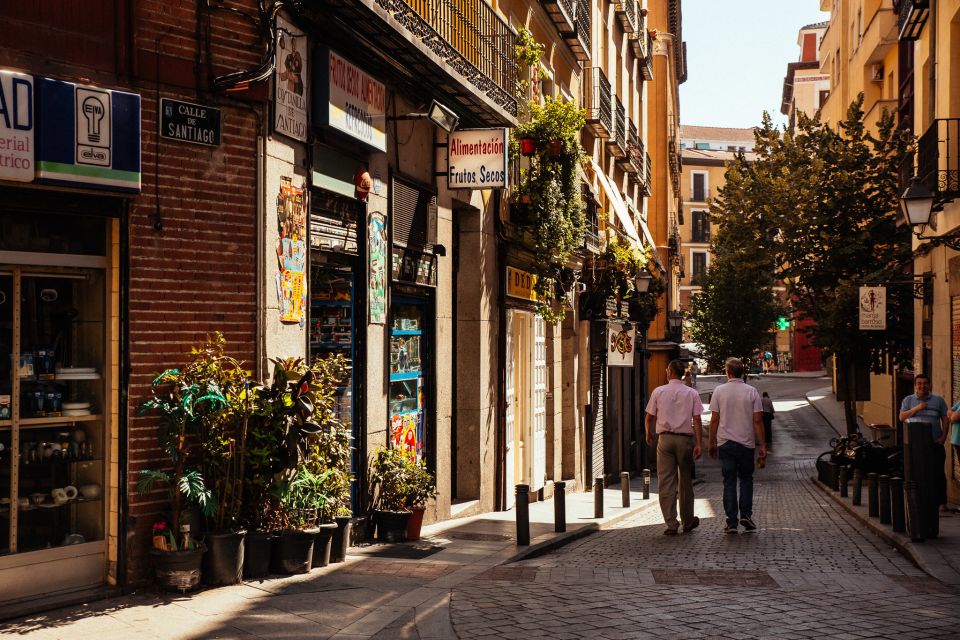 Madrid: Private Tour W/ Locals – Highlights and Hidden Gems - Experience Highlights