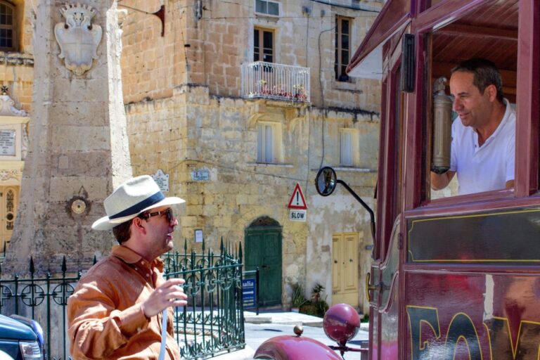 Malta: Vintage Bus Ride Through The Three Cities Tour Overview