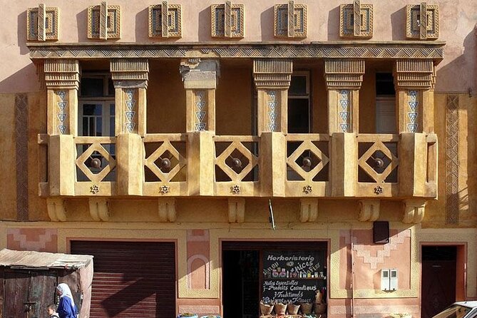 Marrakech Jewish Quarter & Bahia Palace: Private Half Day Guided Tour Tour Overview