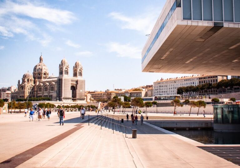 Marseille: Self Guided Scavenger Hunt Game & Sightseeing Overview Of The Scavenger Hunt