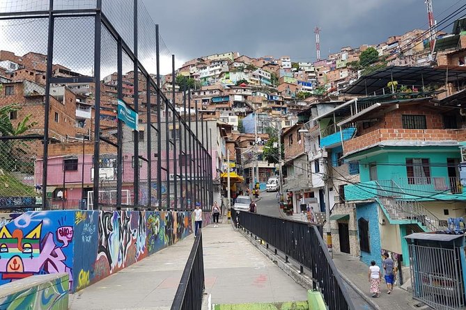 Medellín & Comuna 13 Private Tour Exploring Medellíns Turbulent History