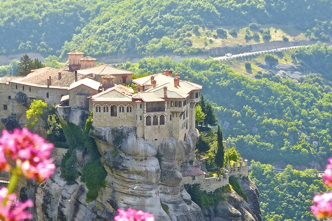 Meteora :private Day Trip From Athens Unesco World Heritage 12 H Thermopylae: Ancient Battlefield Stopover