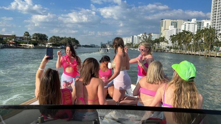 Miami: Private City Cruise Of Miami Beach With French Guide Cruise Details