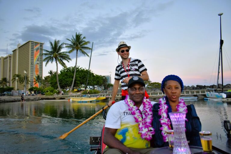 Military Families Love This Gondola Cruise In Waikiki Fun Scenic Gondola Cruise Through Waikiki