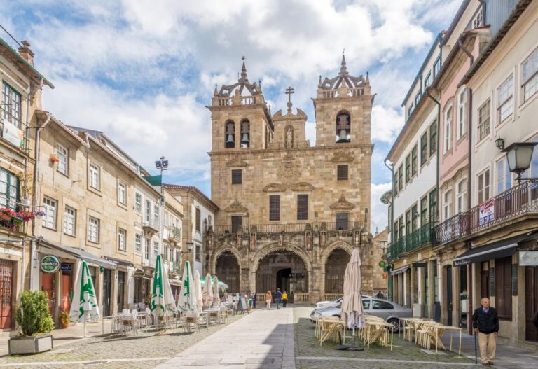 Minho: Private Braga And Guimarães Tour Exploring The Cathedral Of Braga