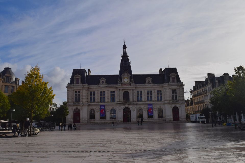 Modern Poitiers : From Old Regime to Napoleon III and WW2 - Poitiers Under the Old Regime