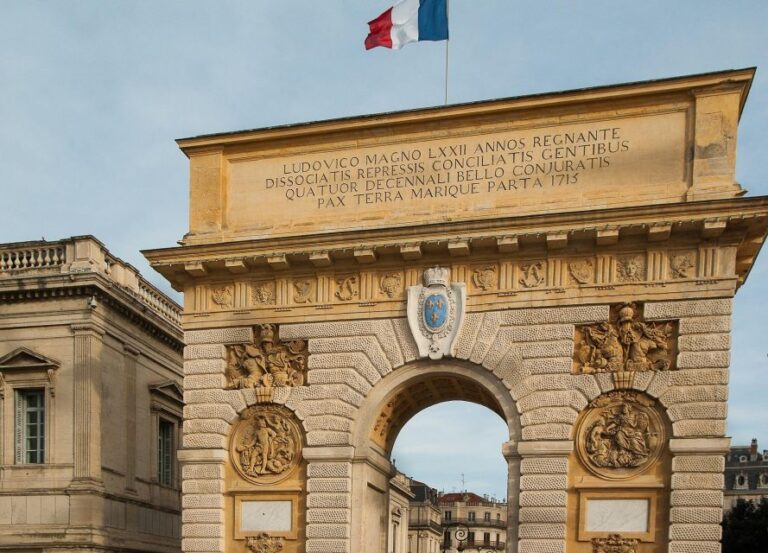 Montpellier Private Historic Walking Tour Comedy Square And The Three Graces Fountain