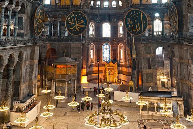 Morning Istanbul: Half Day Tour With Blue Mosque, Hagia Sophia, Hippodrome And Grand Bazaar Exploring Istanbuls Historical Landmarks