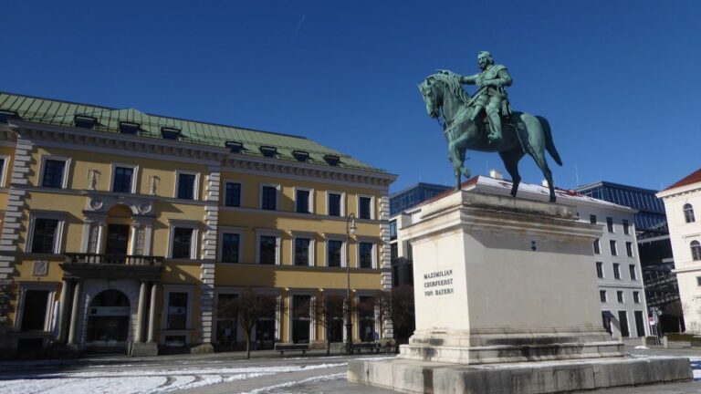 Munich: Historical Walking Tour Maxvorstadt With Geo Epoche Overview Of Maxvorstadt Neighborhood