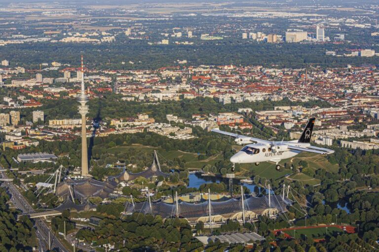 Munich: Munich Flight, Lakes, Castles, Alps From Augsburg Flight Duration And Participants