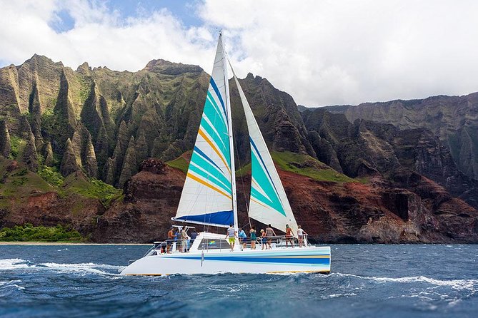 Na Pali Coast Kauai Snorkel And Sail Tour Overview