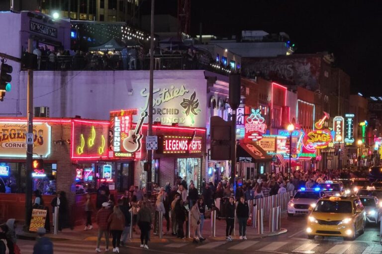 Nashville: Music City Nighttime Trolley Tour Tour Overview