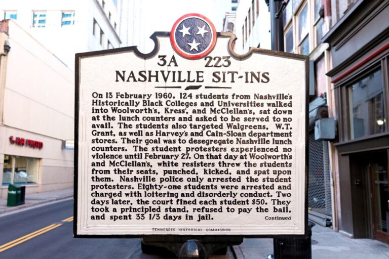 Nashville: Music History Guided Walking Tour Tour Overview