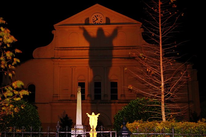 New Orleans Dead Of Night Ghosts And Cemetery Bus Tour Tour Overview