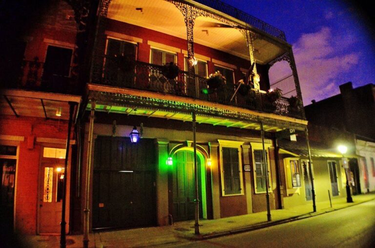 New Orleans Haunted Excursion Walking Tour Exploring The Haunted History