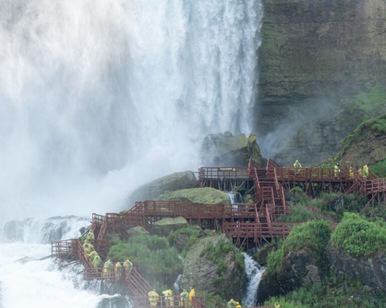 Niagara, Usa: Daredevils Walking Tour With Cave Of The Winds Tour Overview And Pricing