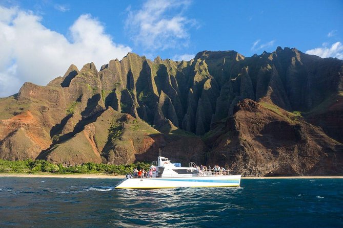 Niihau And Na Pali Coast Snorkel Boat Tour Tour Overview And Highlights