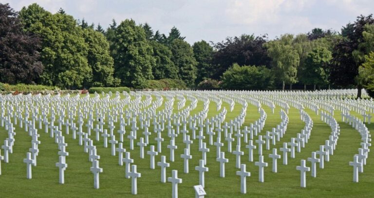 Normandy: Omaha Beach U.s. Cemetery Guided Walking Tour The Normandy American Cemetery