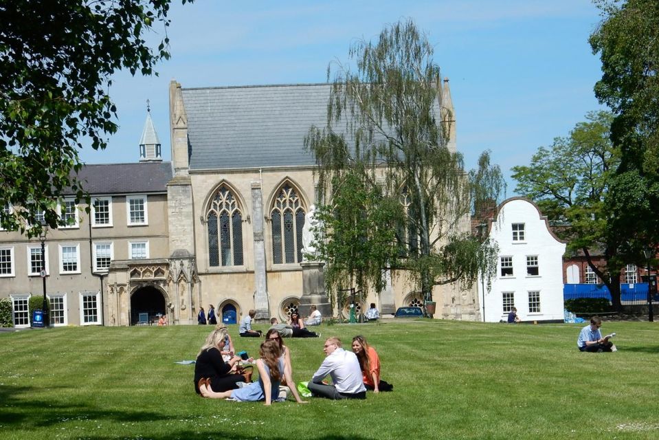 Norwich: Quirky Self-Guided Smartphone Heritage Walks - Description of the Walks