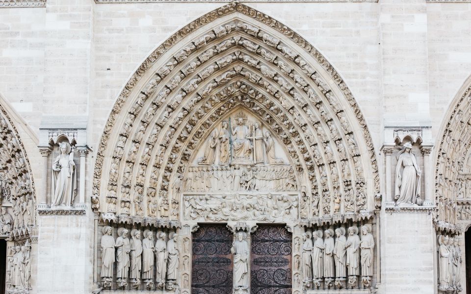 Notre Dame Tour With a Small Group - Architectural Genius of the Cathedral