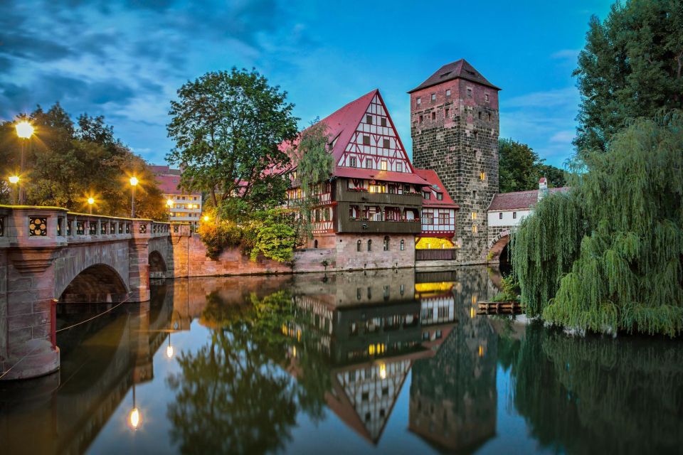 Nuremberg: Private Architecture Tour With a Local Expert - Iconic Nuremberg Architecture