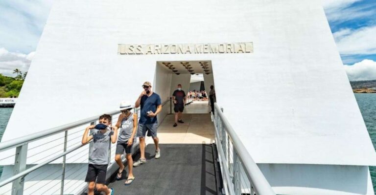 Oahu: Pearl Harbor Battleships Group Tour Tour Details