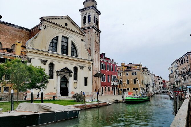 Off The Beaten Path Walk In Venice Tour Overview