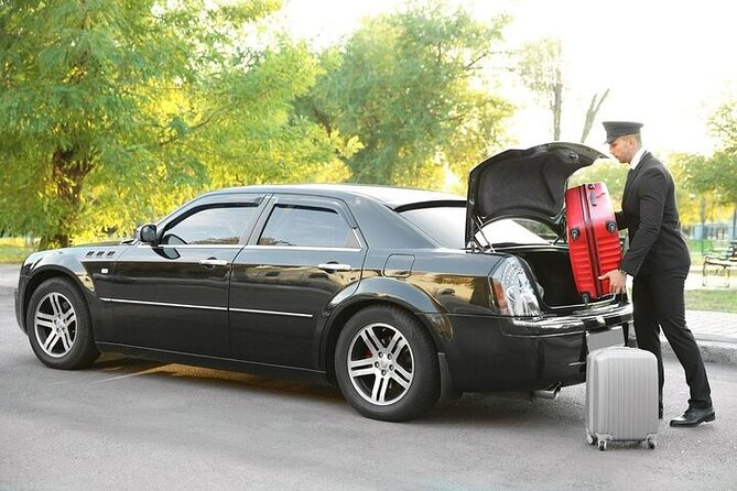 One Way Private Airport Transfer From Calgary Airport To Calgary Transfer Details