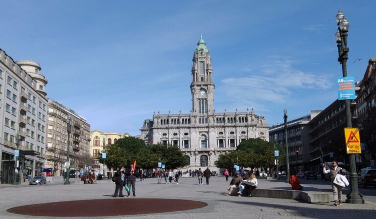 Oporto: Historical And Mythical Walking Tour Tour Overview And Details