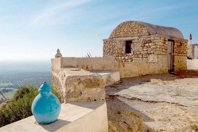 Out-Of-Time Berber Villages Tekrouna and Zriba Alia - Overview of the Excursion