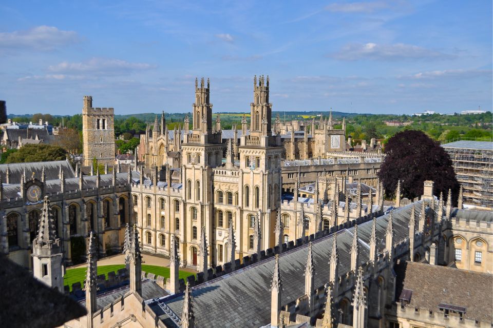 Oxford: Self-Guided Highlights Scavenger Hunt & Tour - Tour Overview