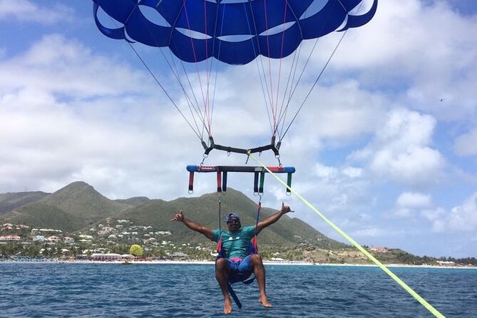 Parasailing Orient Bay Beach Sint Maarten - Safety Equipment and Instruction