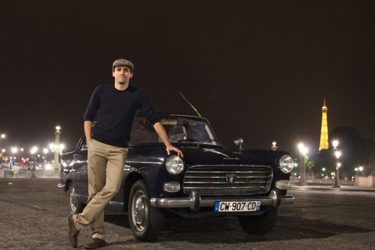 Paris: 1.5 Hour Vintage Car Night Tour Activity Overview