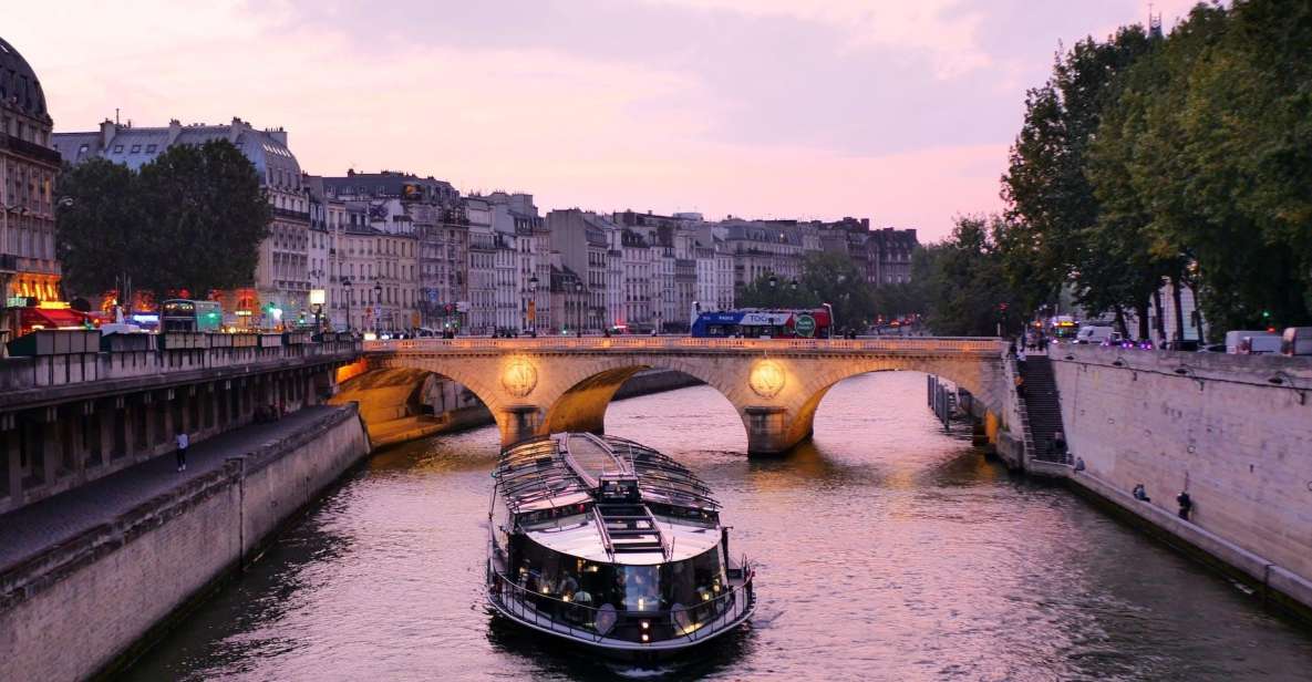 Paris : Audio Guided Tour of the Bridges of Paris - Tour Overview