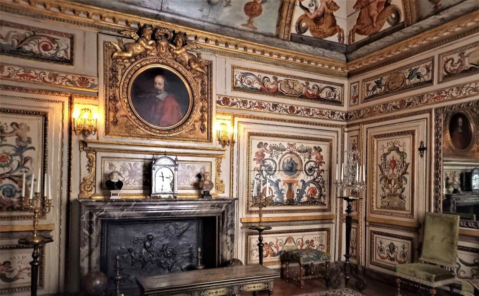 Paris: Carnavalet Museum In-App Audio Tour (ENG) - Discover 17th-18th Century Salons