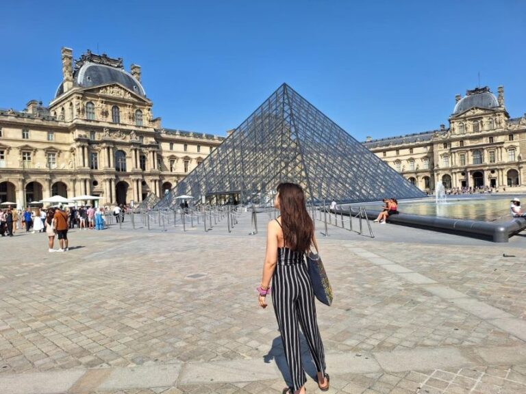 Paris: Louvre Museum Ticket & Guided Tour With Artist Tour Overview