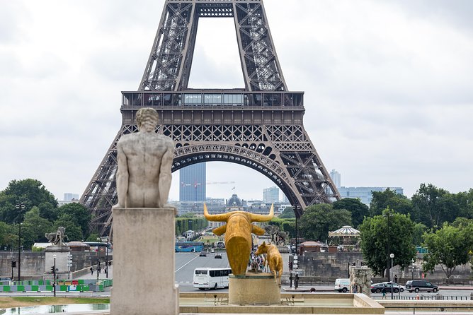 Paris Private Day Tour & Seine Cruise For Kids And Families Tour Overview