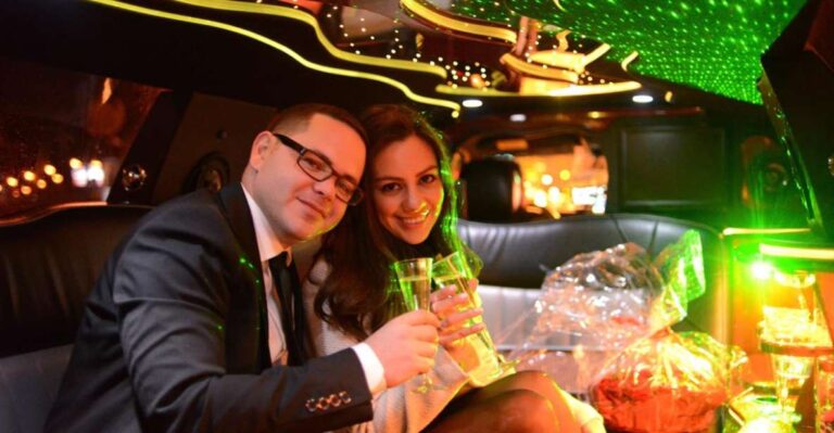 Paris: Romantic Limousine Tour Tour Highlights