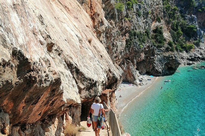 Picnic on Croatian Secret Beach - Discovery of the Secret Beach