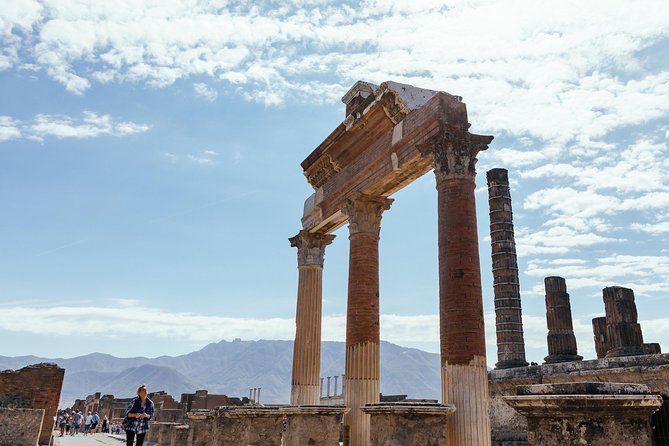 Pompeii Private Tour With Locals: Ticket & Guide Included Tour Details