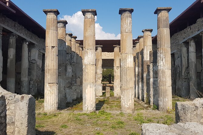 Pompeii Tour With Experienced Guide - Tour Overview